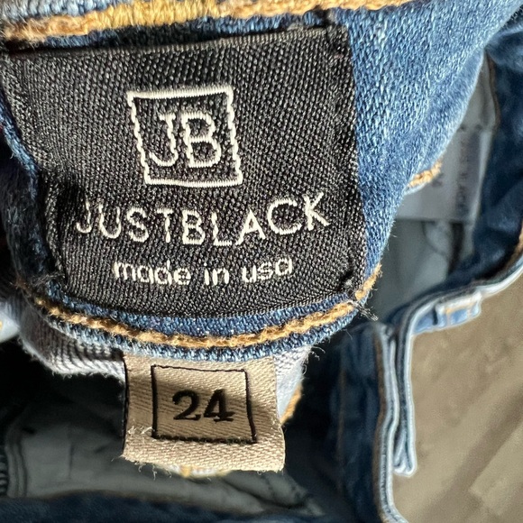 JUST BLACK distressed jeans - Picture 2 of 3